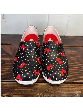 Crocs x Disney Minnie Mouse Neria Pro II Clogs – Wmn’s Sz 10 Black/Red Polka Dot